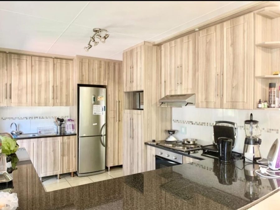 3 Bedroom Property for Sale in Beacon Bay Eastern Cape